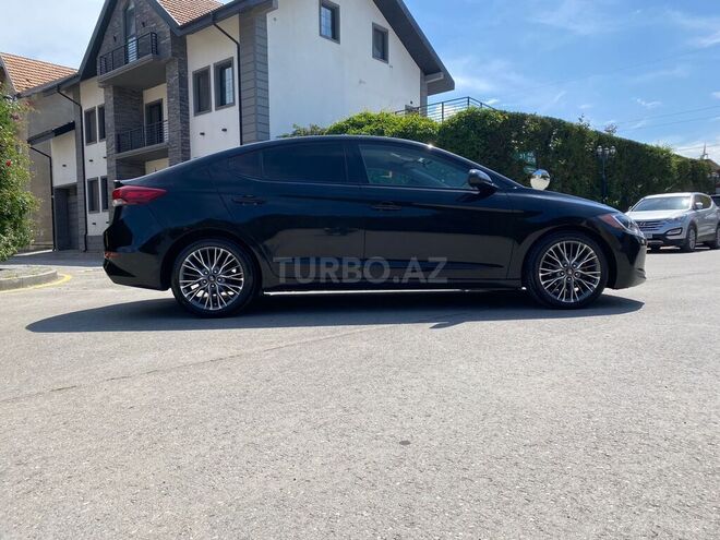 Hyundai Elantra 2016, 150,000 km - 2.0 l - Bakı