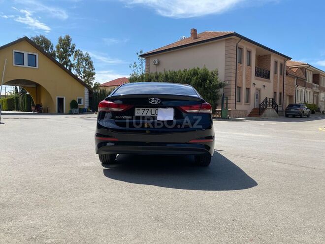 Hyundai Elantra 2016, 150,000 km - 2.0 l - Bakı