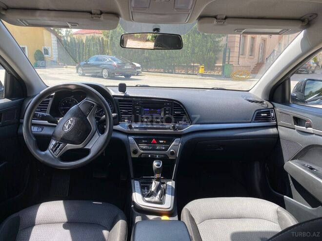 Hyundai Elantra 2016, 150,000 km - 2.0 l - Bakı