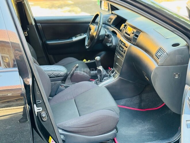 Toyota Corolla 2004, 320,522 km - 1.4 l - Göygöl