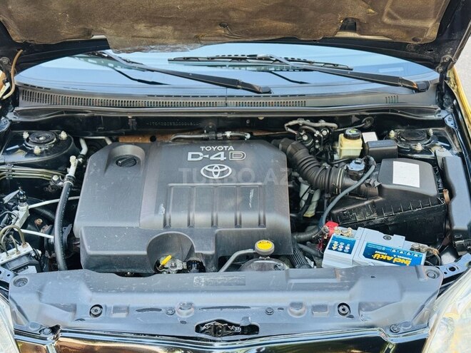 Toyota Corolla 2004, 320,522 km - 1.4 l - Göygöl