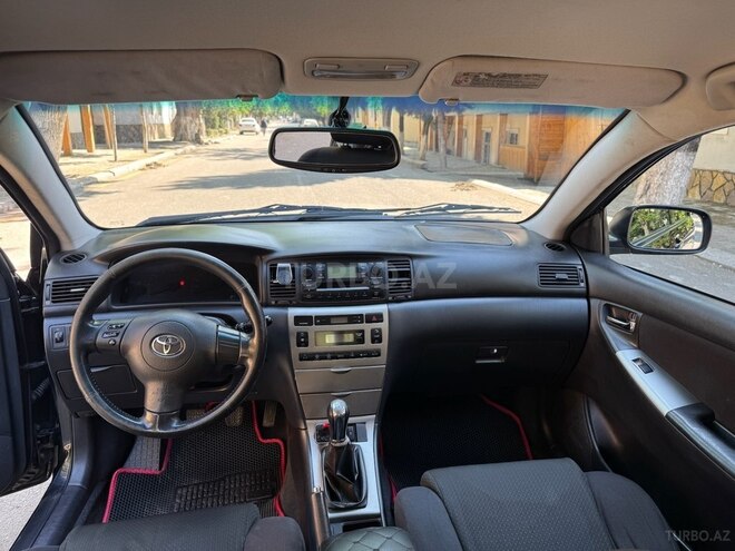 Toyota Corolla 2004, 320,522 km - 1.4 l - Göygöl
