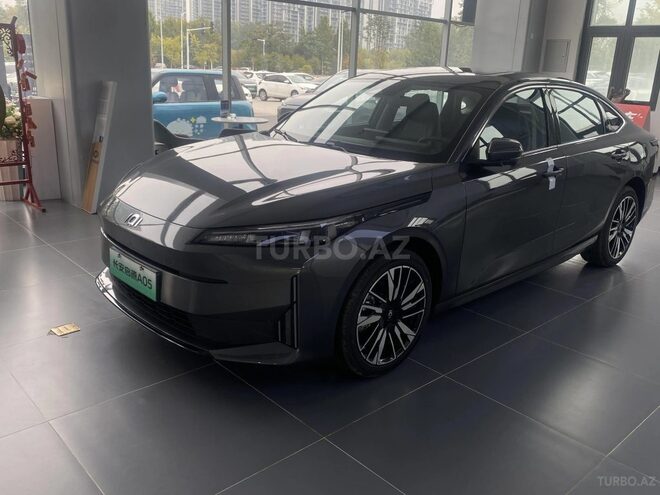 Changan Qiyuan A05 2025, 0 km - 1.5 л - Bakı
