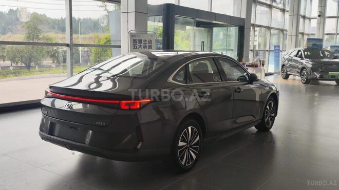 Changan Qiyuan A05 2025, 0 km - 1.5 л - Bakı