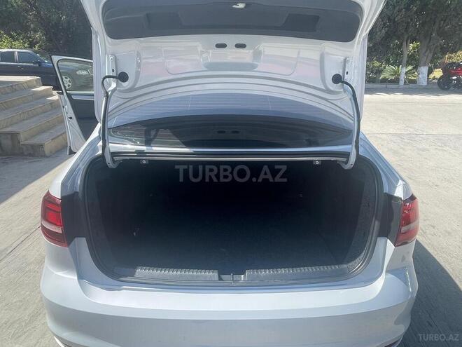 Volkswagen Jetta 2017, 140,000 km - 1.4 l - Bakı
