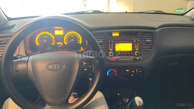 Kia Rio 2009, 218,000 km - 1.4 l - Bakı
