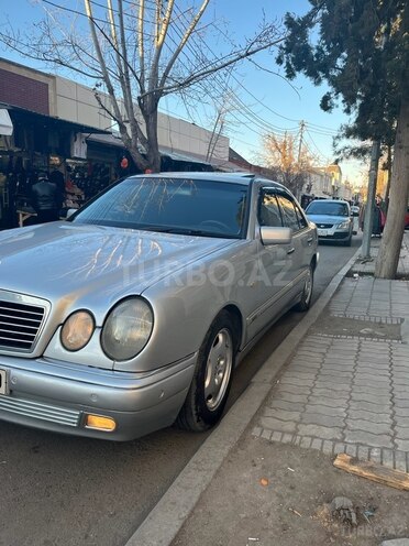 Mercedes E 280 1998, 380,000 km - 2.8 l - Gəncə