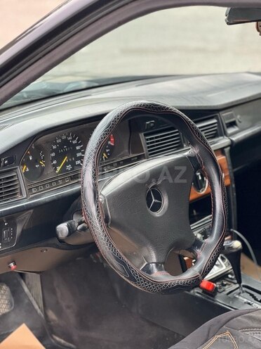 Mercedes 190 1993, 321,548 km - 2.0 л - Sumqayıt