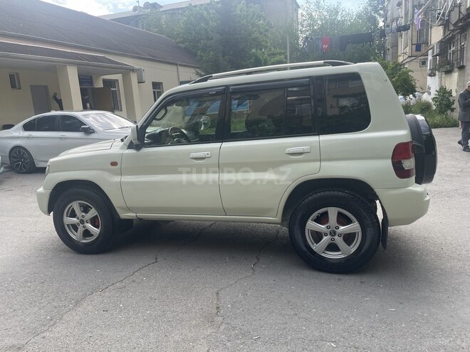 Mitsubishi Pajero io 2001, 282,000 km - 2.0 л - Bakı