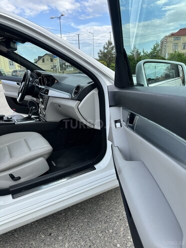 Mercedes C 250 2014, 191,000 km - 2.5 л - Bakı