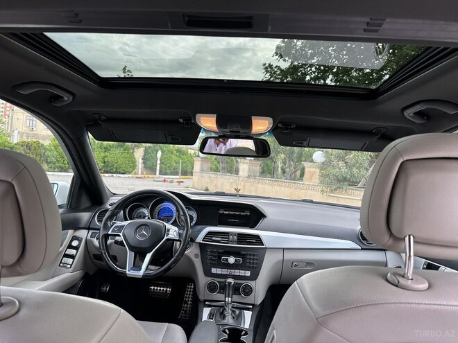 Mercedes C 250 2014, 191,000 km - 2.5 л - Bakı