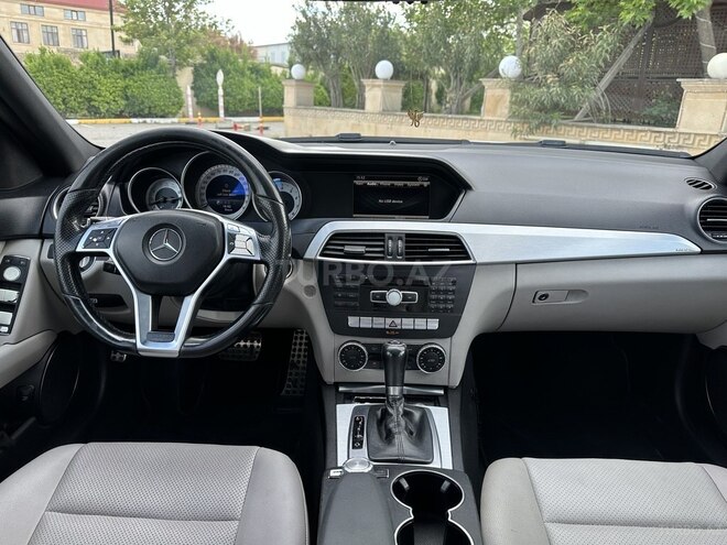 Mercedes C 250 2014, 191,000 km - 2.5 л - Bakı