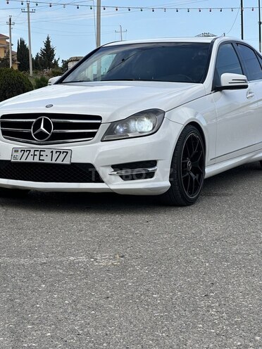 Mercedes C 250 2014, 191,000 km - 2.5 л - Bakı