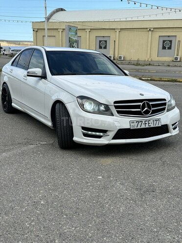 Mercedes C 250 2014, 191,000 km - 2.5 л - Bakı