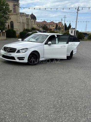Mercedes C 250 2014, 191,000 km - 2.5 л - Bakı