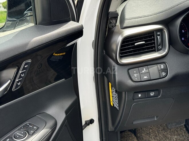 Kia Sorento-8