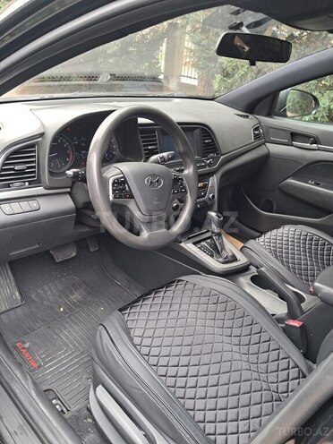 Hyundai Elantra 2018, 210,000 km - 2.0 l - Gəncə
