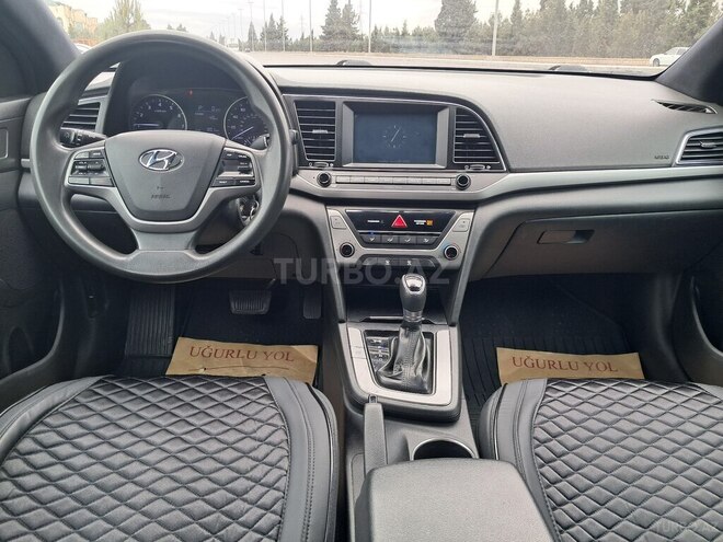 Hyundai Elantra 2018, 210,000 km - 2.0 l - Gəncə