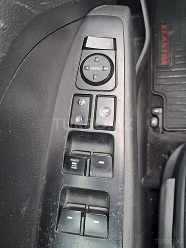 Hyundai Elantra 2018, 210,000 km - 2.0 l - Gəncə