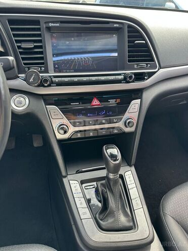 Hyundai Avante 2015, 162,025 km - 1.6 л - Bakı