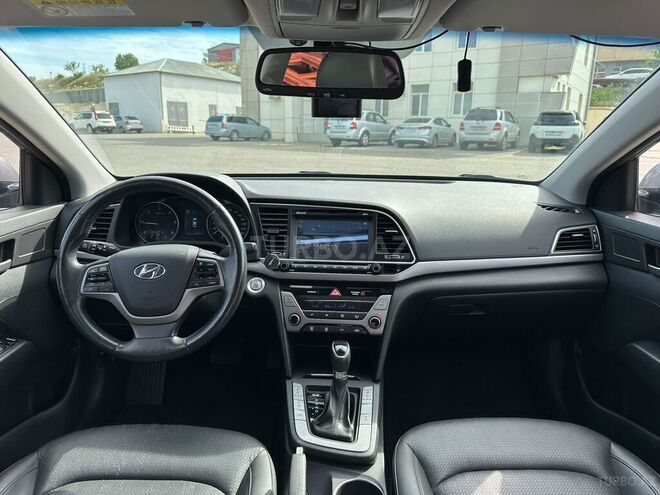 Hyundai Avante 2015, 162,025 km - 1.6 л - Bakı