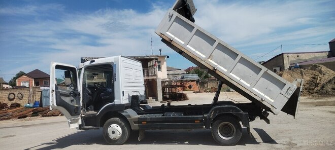 Mercedes Atego 815 2002, 696,410 km - 4.3 l - Bakı
