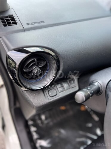 Toyota Aqua 2018, 95,000 km - 1.5 l - Bakı