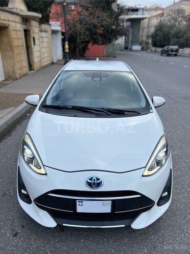 Toyota Aqua 2018, 95,000 km - 1.5 l - Bakı