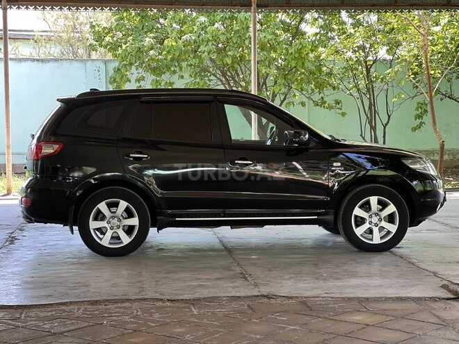 Hyundai Santa Fe-5