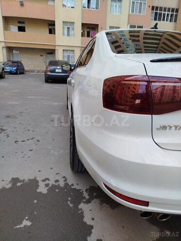 Volkswagen Jetta 2017, 232,500 km - 1.4 л - Bakı