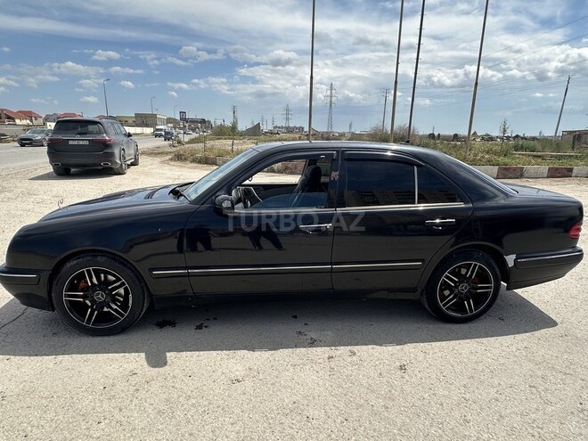 Mercedes E 320 2001, 432,000 km - 3.2 л - Bakı