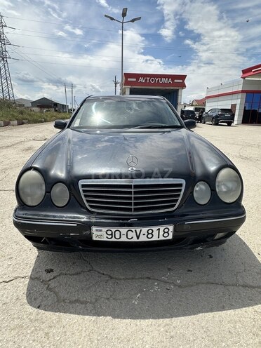 Mercedes E 320 2001, 432,000 km - 3.2 л - Bakı