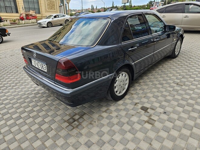 Mercedes C 200 1997, 244,122 km - 2.0 l - Bakı