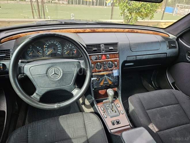 Mercedes C 200 1997, 244,122 km - 2.0 l - Bakı