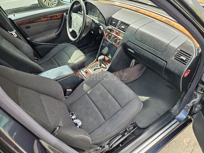 Mercedes C 200 1997, 244,122 km - 2.0 l - Bakı