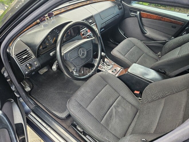 Mercedes C 200 1997, 244,122 km - 2.0 l - Bakı