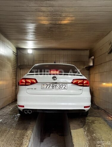 Volkswagen Jetta 2017, 232,500 km - 1.4 л - Bakı