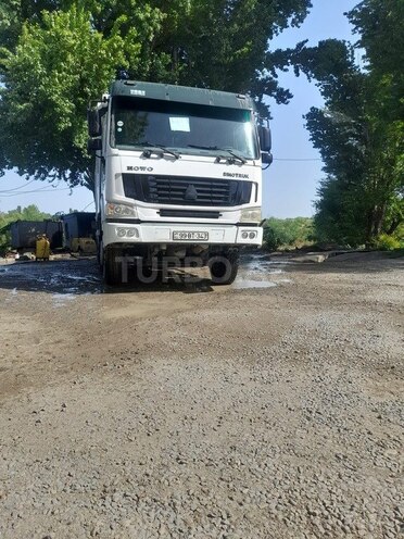HOWO Sinotruk 2012, 320,000 km - 9.7 l - Bərdə