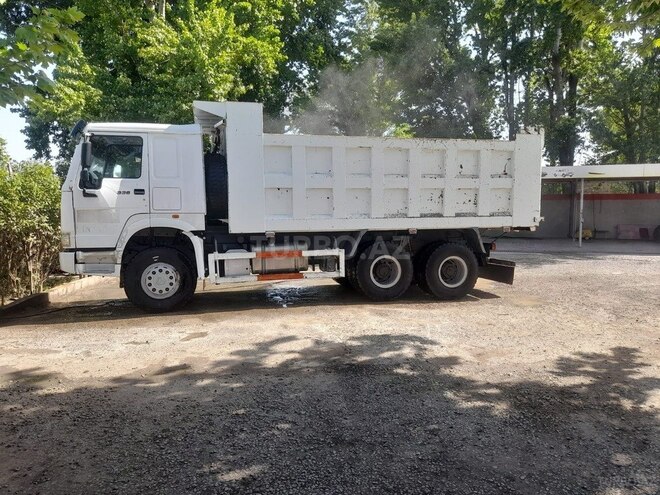 HOWO Sinotruk 2012, 320,000 km - 9.7 l - Bərdə
