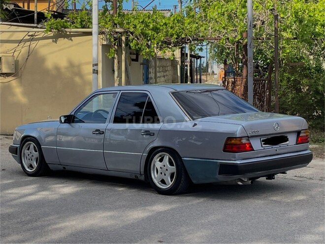 Mercedes E 200 1992, 280,000 km - 2.0 l - Bakı