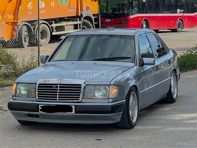 Mercedes E 200 1992, 280,000 km - 2.0 l - Bakı