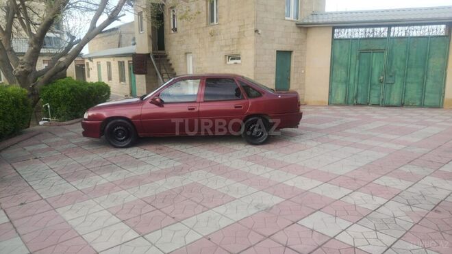 Opel Vectra 1990, 348,000 km - 2.0 l - Bakı