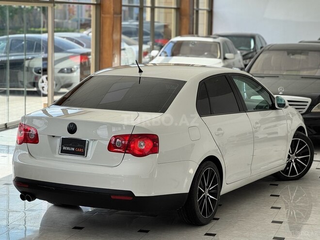 Volkswagen Jetta 2006, 197,000 km - 2.5 l - Bakı