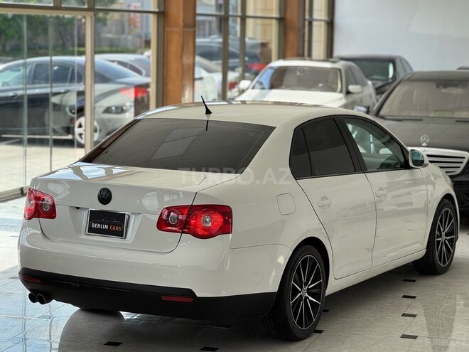 Volkswagen Jetta 2006, 197,000 km - 2.5 l - Bakı