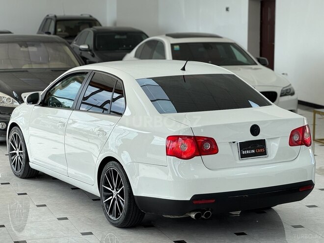 Volkswagen Jetta 2006, 197,000 km - 2.5 l - Bakı