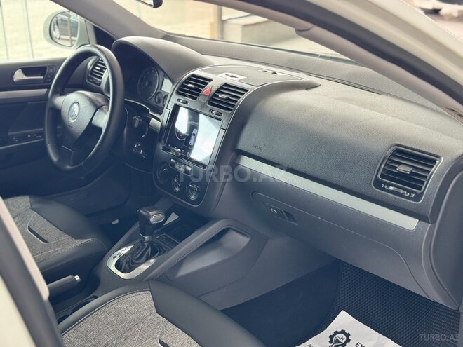 Volkswagen Jetta 2006, 197,000 km - 2.5 l - Bakı