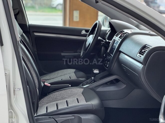 Volkswagen Jetta 2006, 197,000 km - 2.5 l - Bakı
