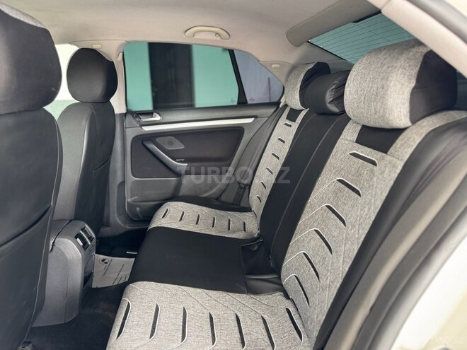 Volkswagen Jetta 2006, 197,000 km - 2.5 l - Bakı