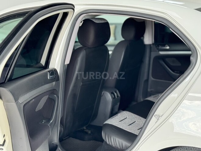Volkswagen Jetta 2006, 197,000 km - 2.5 l - Bakı