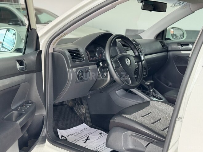 Volkswagen Jetta 2006, 197,000 km - 2.5 l - Bakı